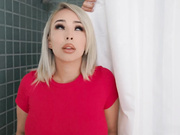 大鸡巴老公玩弄美乳人妻骚逼干的都肿了