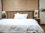 骚劲十足美乳高端外围小姐姐，激情口爆直插蜜穴【偷拍】【真实】