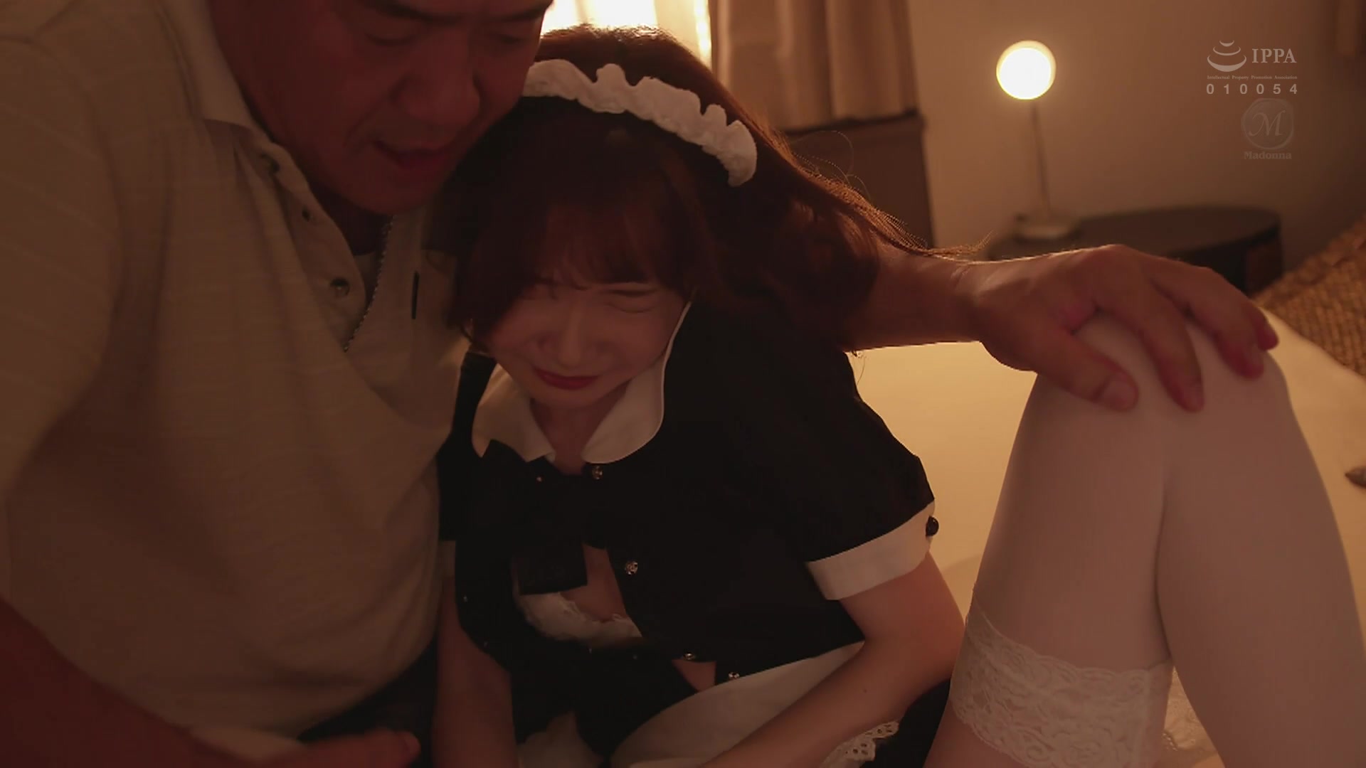 [JUQ-211] ワシ専用！！いいなり人妻中出しメイド 叔父の命令は絶対服従。種付け調教の日々ー。 上戸まり - 1of5