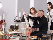 三人行艺术和他妈一块玩弄继父大鸡巴深插