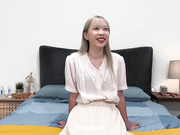 22岁新人想尝试3P 我一定安排你的愿望