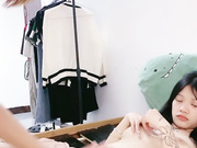 黑丝露脸极品少女的诱惑，奶子真不错让小哥舔逼揉捏