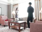 [MIDV-231] やっぱり、妻が好きだ！倦怠期だった僕ら夫婦が久しぶりにSEXしたら...やっぱり体の相性抜群で朝まで何度も求め合った！！ 神宮寺ナオ【破解】 - 1of5