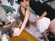 在聚会期间偷偷操起来