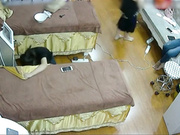 女子美容美體會所攝像頭破解拍攝到的來做保健保養的富家小姐姐 一對車燈大咪咪看得心血來潮～720P高清