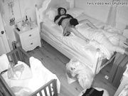 居家夜視攝像頭黑客破解拍攝到的年輕小夫妻啪啪過性生活 貌似媳婦已經懷孕先用手撫摸陰部脫掉內褲再舔側位抽插 露臉高清