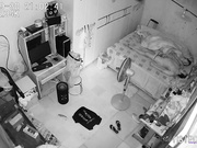 居家攝像頭黑客破解拍攝到的小夫妻啪啪過性生活 先用震動棒挑逗再嘗試各種體位 爽飛了 720P原版高清