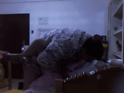 性感氣質白領美少婦趁老公出差和對門男鄰居家中偷情 床上掰開雙腿舔逼直插花心狠狠幹 叫床聲太大了 國語720P高清