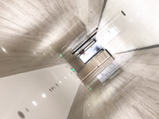 最新流出國內廁拍大神行走在大街小巷中尾隨守候美女上廁所近距離拍攝 形態各異逼逼看得誘惑十足～4K高清無水印