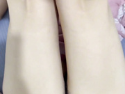 大神周末和白嫩女友的日常❤️先在床上来一炮没玩够用假鸡巴继续玩