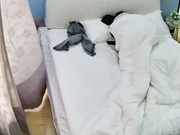 主题酒店这两太久时间没见 太饥渴了 衣服都没来得及脱就开始干上了 女友