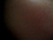 出租屋内与女友的朋友床上玩激情自拍