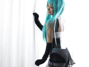 [EBOD-478] 美巨乳コスプレイヤー はじめての中出し乱交オフ会  ティア