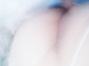 少妇女主播约炮细长屌粉丝炮友户外坟地旁边野战几下就被小伙草到喷水