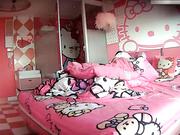 特色酒店偷拍高颜值性感美女和新男友开房开始害羞趴床上玩手机真正开操时没想到男的阳痿了 看表情生气了