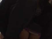 商场厕拍系列 几个妹子好像发现了被偷拍又不敢确定，只敢偷偷的喵一下