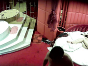 单位中年男领导和漂亮女下属酒店偷情,男的真猛干完后女的睡着了还不放过继续把她操醒,干完后接着又操!国语