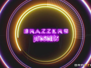 MommyGotBoobs.18.12.29.Jasmine.Jae.My.Fucking.Step.Go