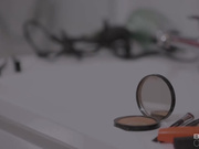 爸爸把硬鸡巴塞进女儿的紧屁眼里