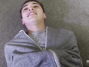 用少年的大鸡巴取乐的女警