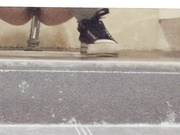 潜入娱乐城KTV女厕露脸偷拍几个妹子嘘嘘女部长走路特别响