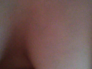 中午吃饭喝了两杯三鞭酒浑身欲火去姘头家和相好来一炮把她骚穴射得满满的