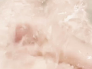 风骚TS金美娜，极度淫欲开了个带浴缸的房，独自在浴缸里自慰 好爽呀，渴望有个人一块在浴缸里啪啪  精液吃进嘴里