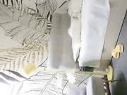 老哥越南约了个短发颜值不错少妇啪啪 骑乘撸管口交后入猛操抱起来操 很是诱惑喜欢不要错过