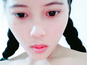 扎着两个辫子大白美乳妹子口交啪啪 上位骑乘抽插妹妹也过来一起玩 很是诱惑喜欢不要错过