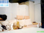 沙发猛操性感高挑的甜心紫真珠.肤白美乳真漂亮,干的真狠润滑油就用了2次！大长腿太性感了！