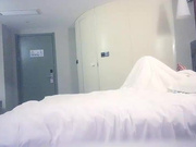 沈先生探花高颜值黑衣妹子休息完第二炮，按摩抬腿侧入抽插猛操妹子被操哭_ev