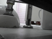 【全網首發】【廁拍小酌】2020最新流出特攻隊蹲守女衛隔間TP多位年輕漂亮美眉方便 拍臉又拍下面騷妹子尿完居然揉捏陰唇自慰 原版高清