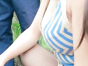 爆乳美少妇勾搭田里除草大爷田里老汉腰杆子就是硬干到求饶