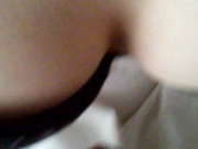 她来事儿了，想摸摸我的鸡巴玩玩