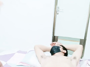 小少妇叫着好姐妹一起玩4P床上各种抽插轮草