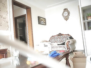 良家小少妇取完快递厨房做饭被情人扒光露脸狂插粉穴