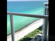 学校老师在迈阿密的阳台上被一个足球运动员上了床