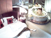 情趣酒店水滴摄像头偷拍健壮男和美女洗完鸳鸯浴激情啪啪对白清晰