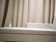 小宝寻花包臀裙性感大奶妹子蹲着口交舌吻特写扣逼骑坐