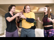 继女吉尔·卡西迪说去他妈的足球！我操我，而不是Steppbro