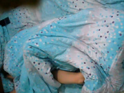 半夜2点多来开房的94年小情侣 女的挺骚 男的累了.mp4