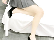 酒店灰裙JK服无丝高跟刚被射完就要吃大鸡巴