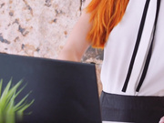 动作小妞发现了一个新的极限口含大肉棒深喉