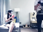 鸭舌帽妹子近距离蹲着口交69互舔扣逼猛操