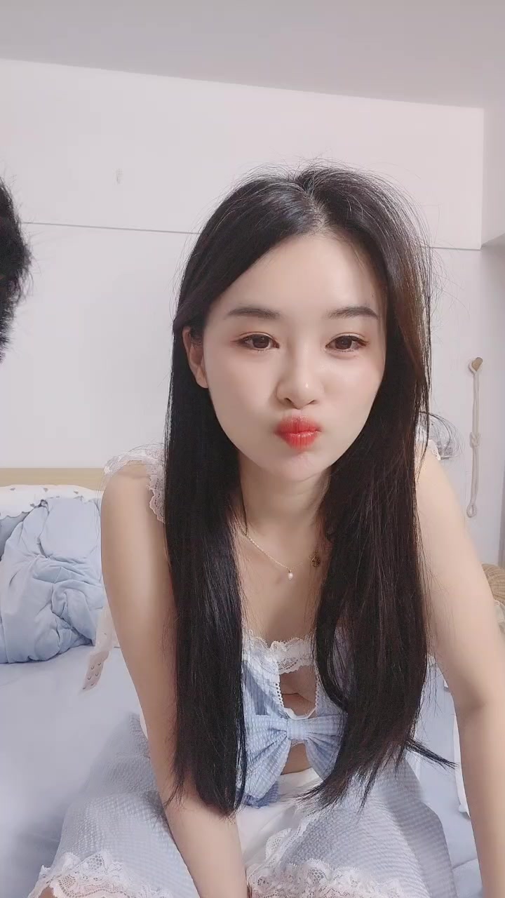 新人气质小姐姐居家炮友操逼疯狂上位